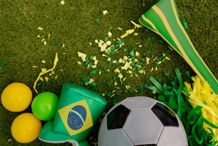 Kit de produtos de torcedor do Brasil.